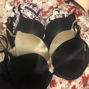 Bundle 38C Victoria’s Secret bras